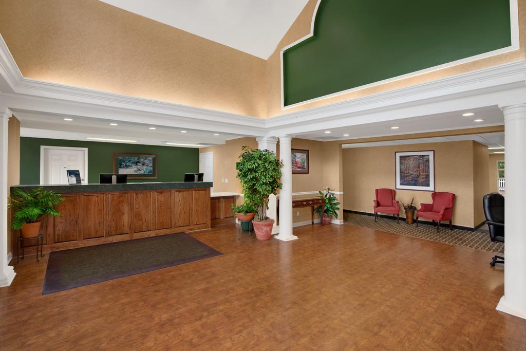Comfort Inn Мартинсвилл Экстерьер фото